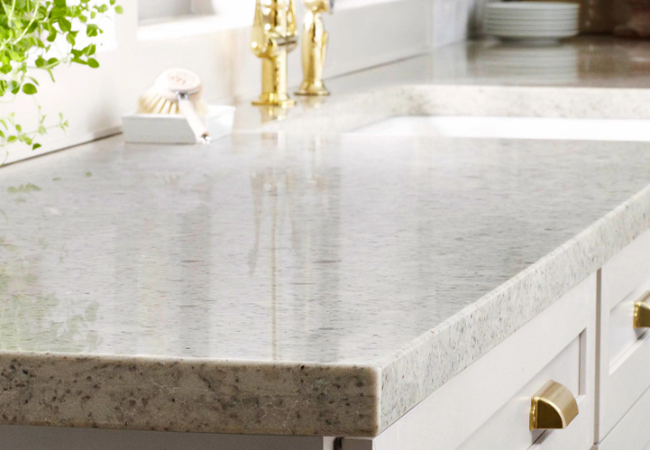 服務(wù)團(tuán)隊(duì)